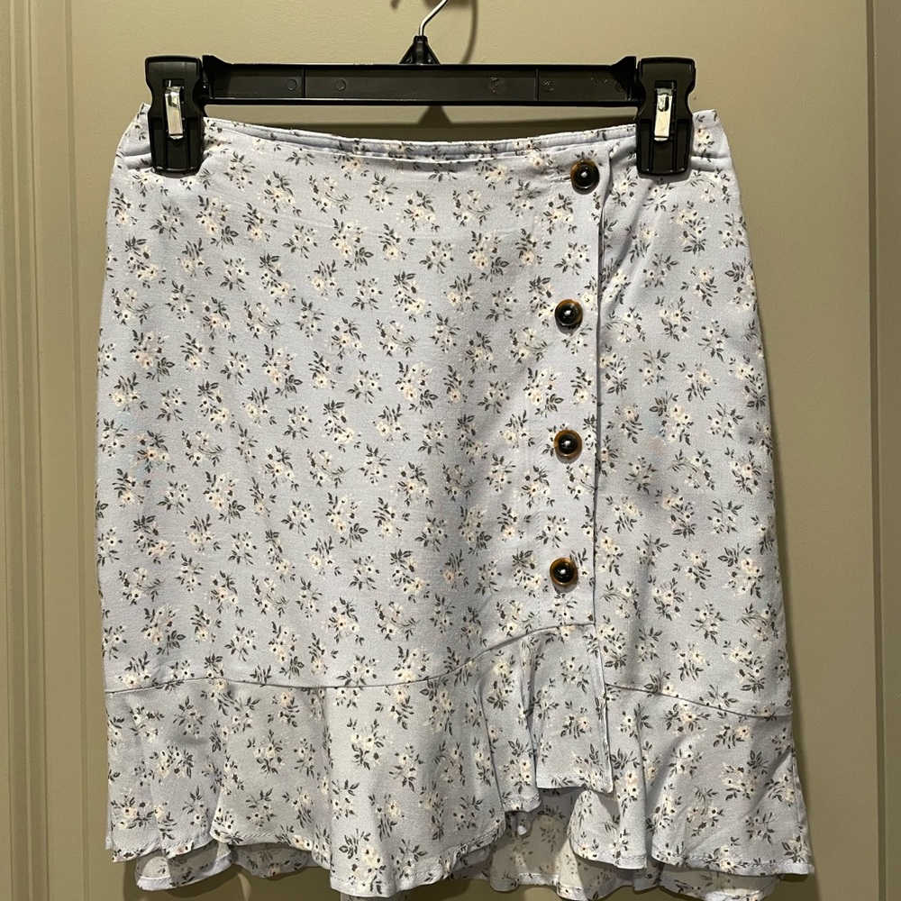 NWT Hollister Floral Button-Down Skirt - Light Blue women’s size XS